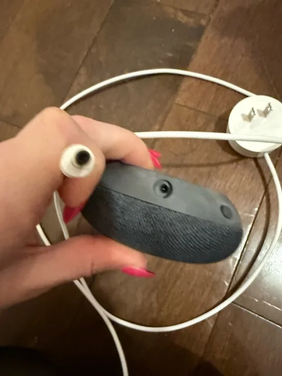 Google Nest Mini (2nd Generation) - Picture 5 of 8